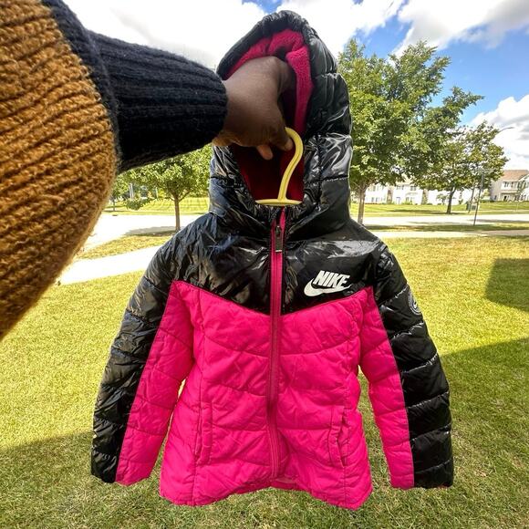 Nike Little Kid Girls Colorblock Hooded Puffer Jacket Size 4 XS Pink Black - Picture 9 of 13